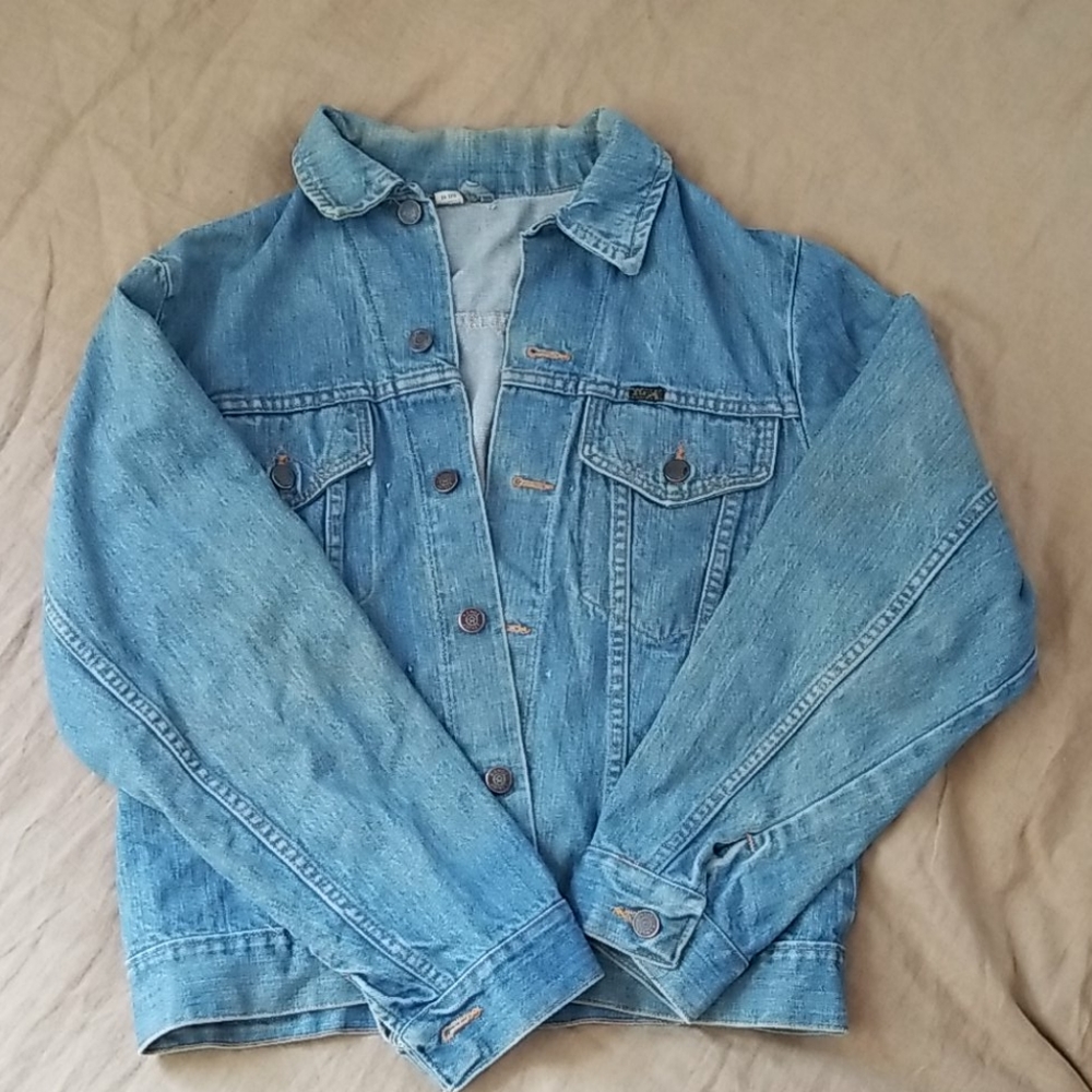Vintage ladies wrangler jean jacket